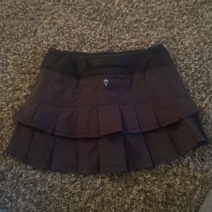 Ivviva by Lululemon ruffled skirt